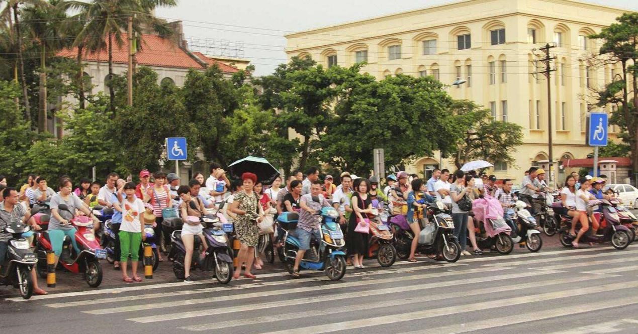 电动自行车